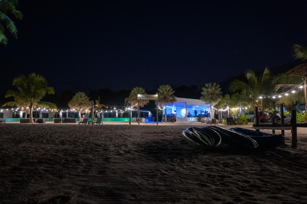 The One Resort Pagoda Beach Экстерьер фото