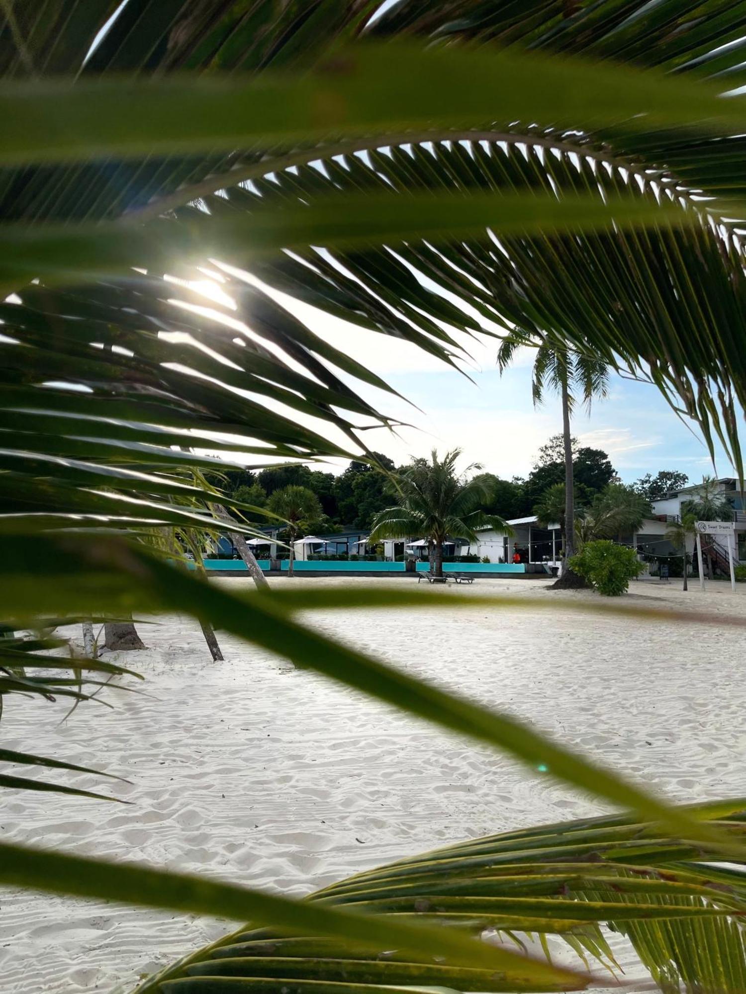 The One Resort Pagoda Beach Экстерьер фото
