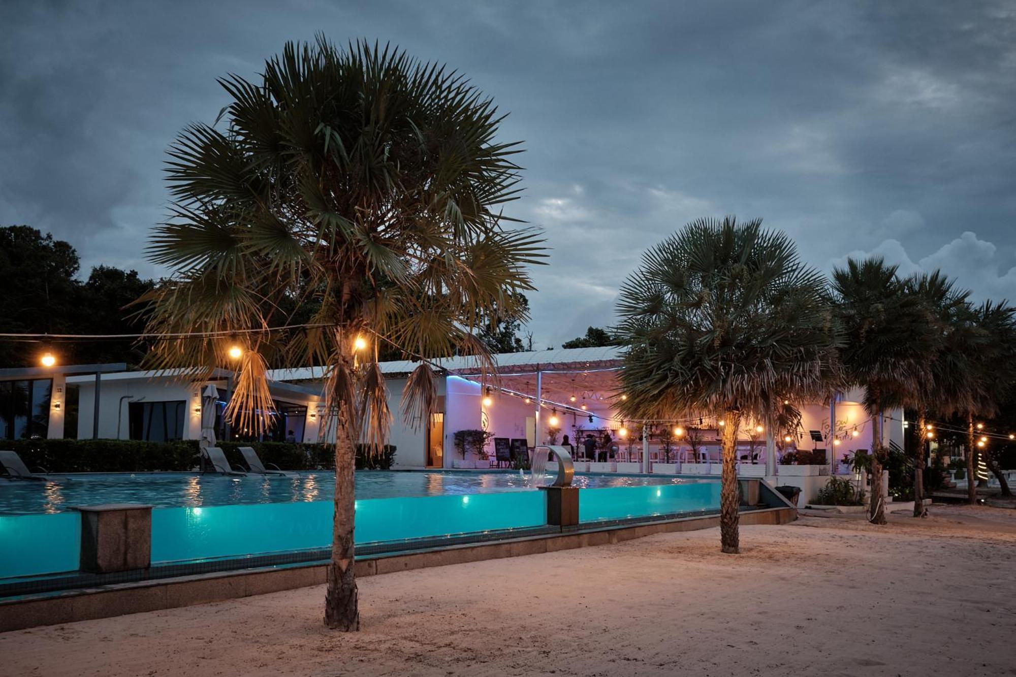 The One Resort Pagoda Beach Экстерьер фото