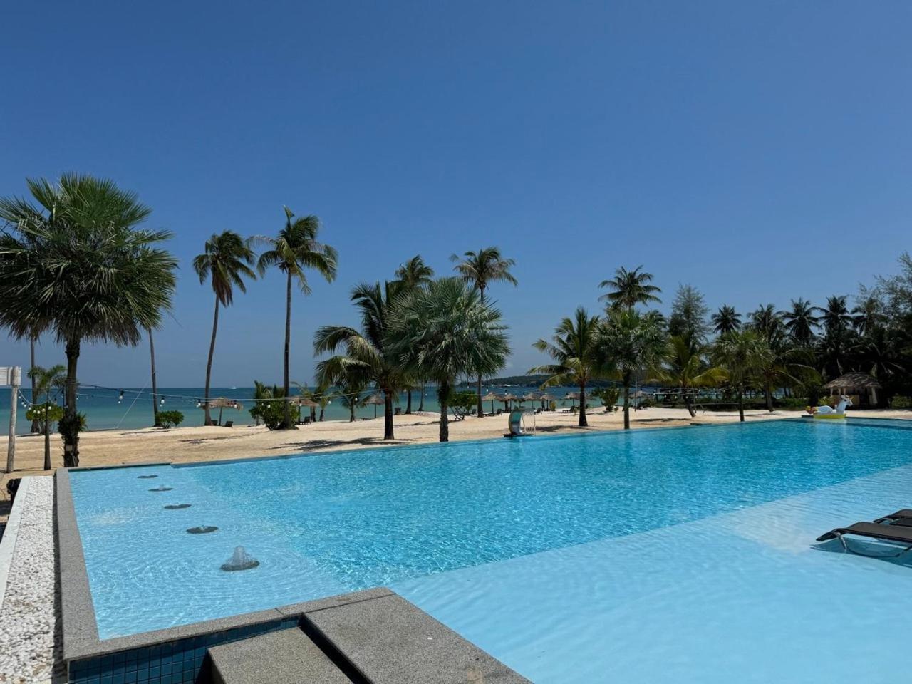 The One Resort Pagoda Beach Экстерьер фото